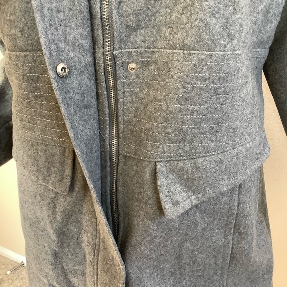 Kenneth Cole Women's Gray Coat NWT - Picture 3 of 11